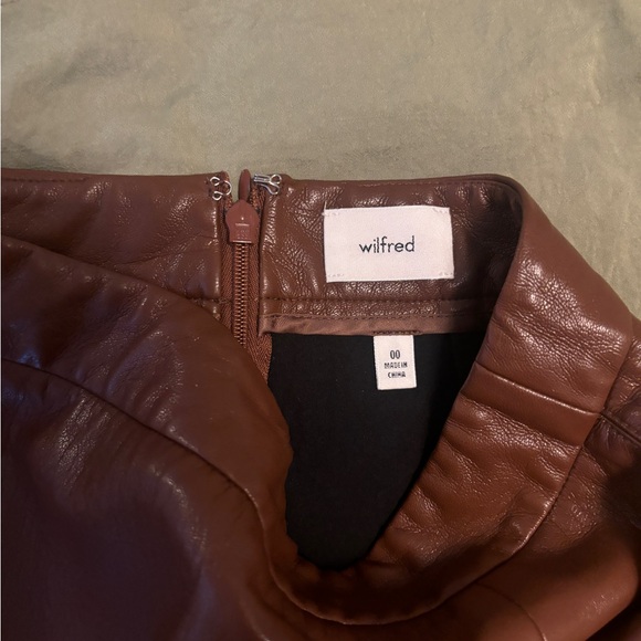 Aritzia Wilfred Patio Skirt Brown Faux Leather - Picture 3 of 3